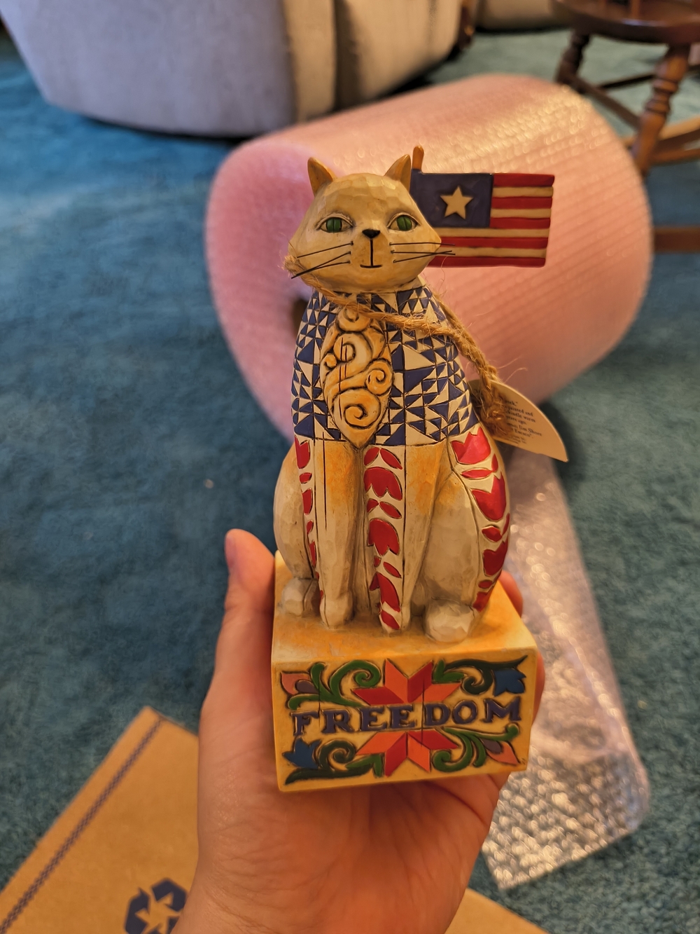 Jim Shore Patriotic Cat Figurine - Blue, Red, White, Yellow